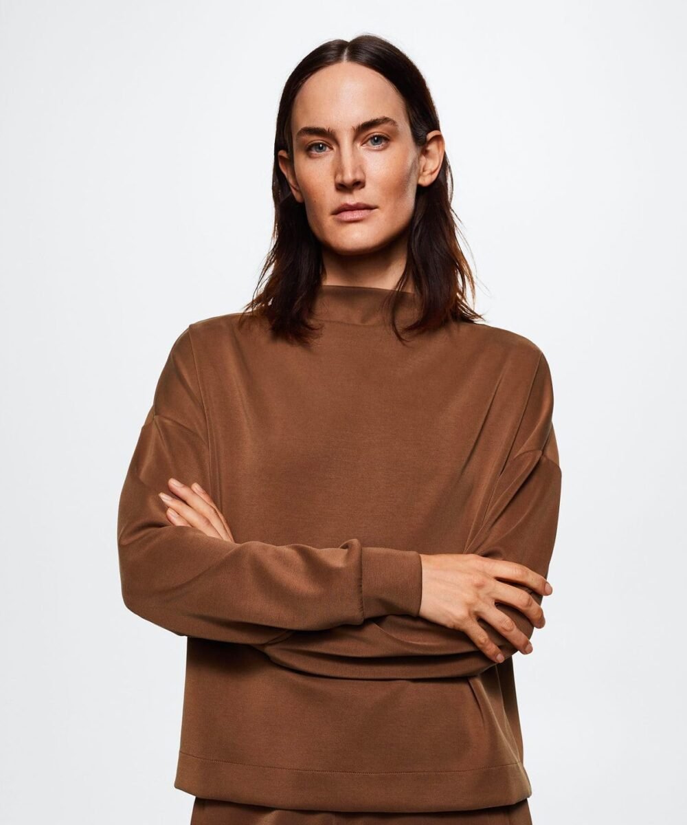 High collar sweatshirt - Imagen 2